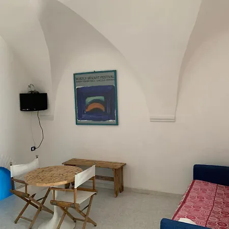 Marina Art, Ospitalita Diffusa, Spina 90 * 비에스테